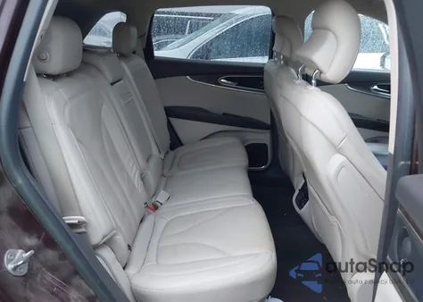 2019 Lincoln Nautilus Reserve z USA, uszkodzony, nr VIN 2LMPJ6L93KBL17538